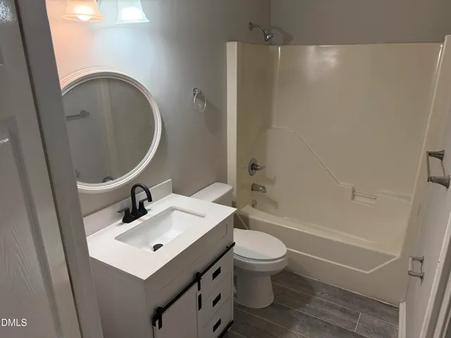 $1,900 | 407 Dairy Road, Clayton, NC 27520