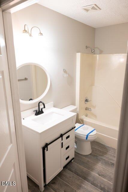 407 Dairy Road Clayton, NC 27520 - Photo 13 of 18 OpDm3RIOvtnoEs3QVGeQ