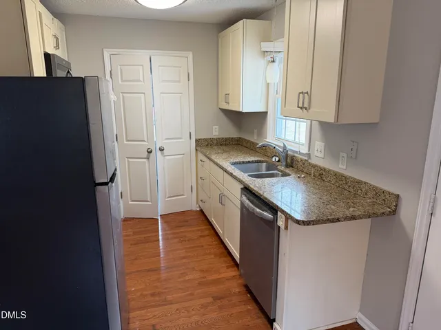 $1,900 | 407 Dairy Road, Clayton, NC 27520