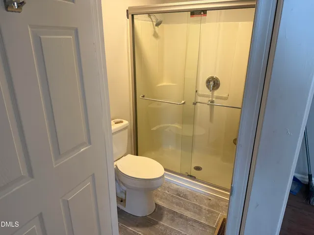 $1,900 | 407 Dairy Road, Clayton, NC 27520