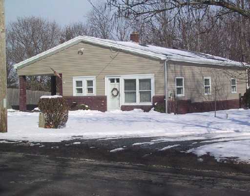 665 Knotty Oak Road Coventry, RI 02816 - Photo 1 of 1 Exterior Front.