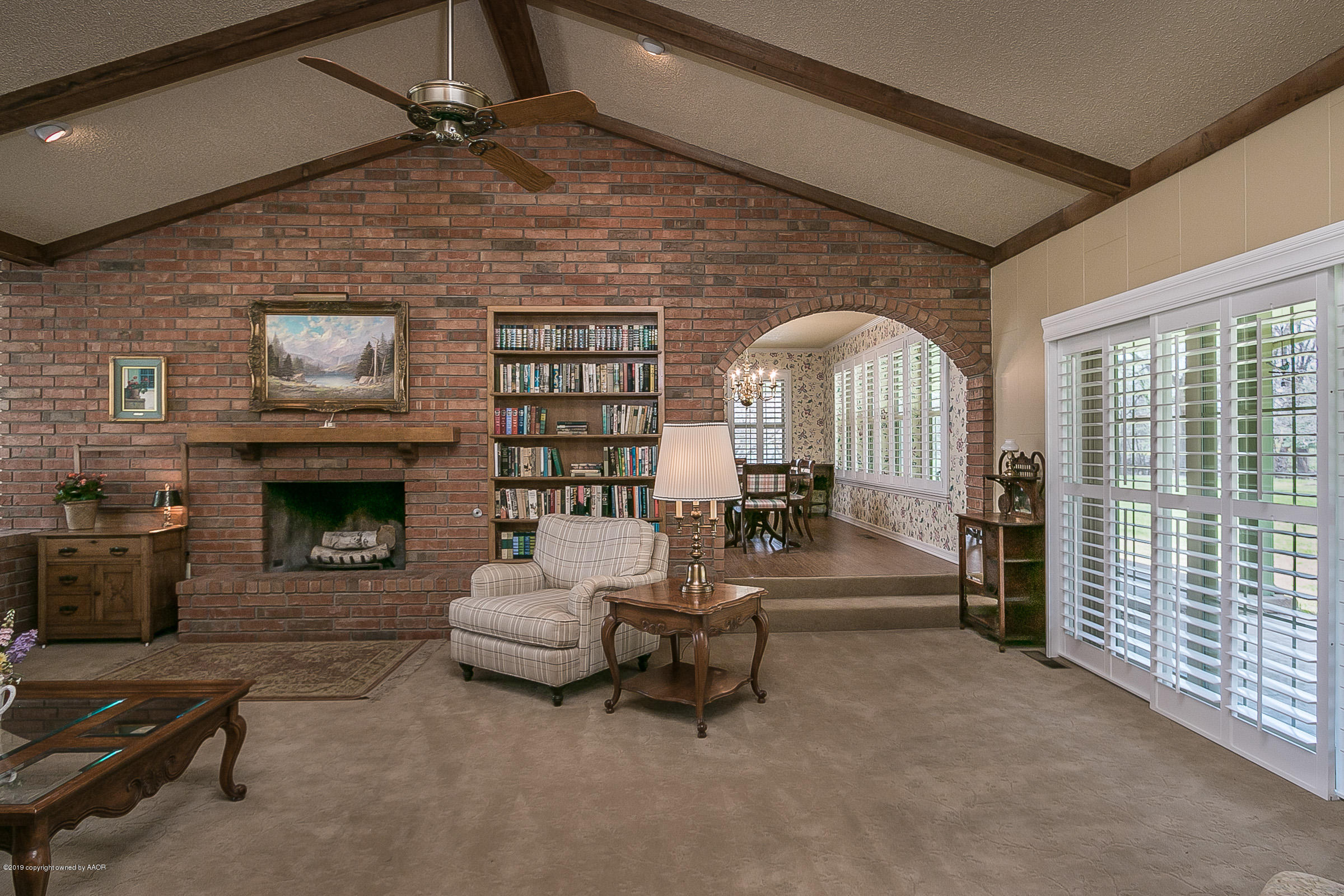 19540 Chaparral Road Canyon, TX 79015 - Photo 9 of 42 009_Living Room 3