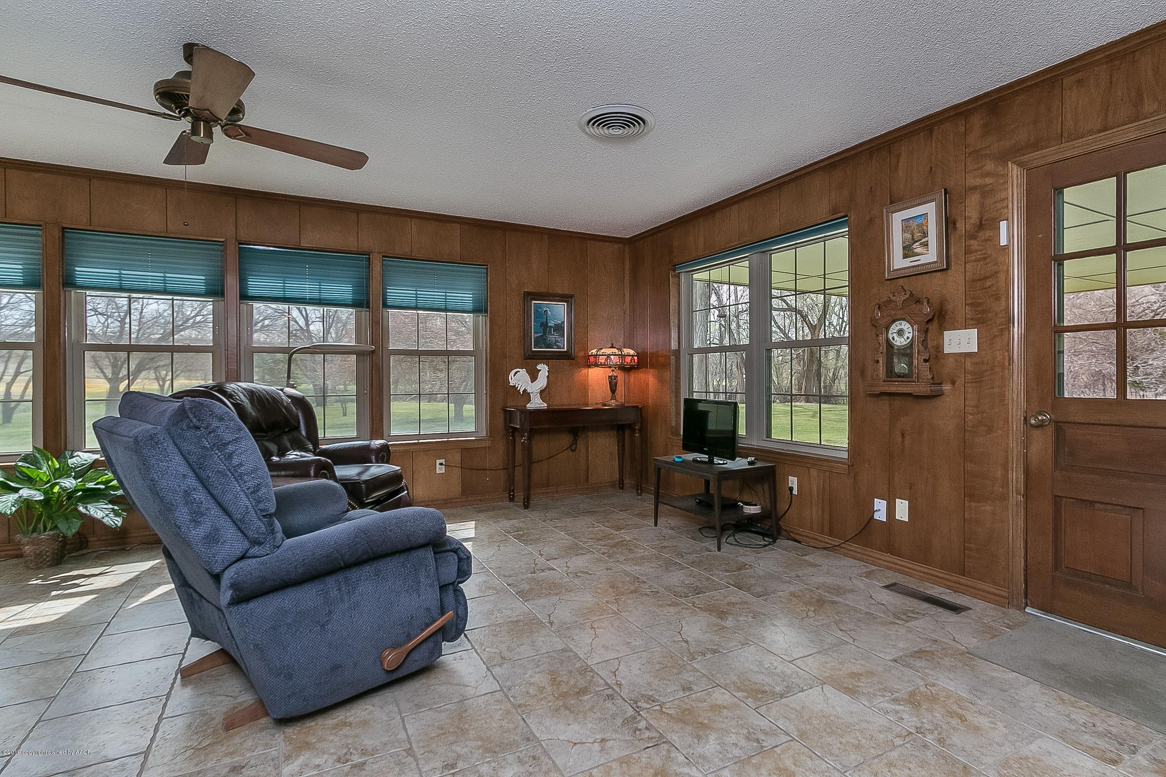 19540 Chaparral Road Canyon, TX 79015 - Photo 10 of 42 010_Den
