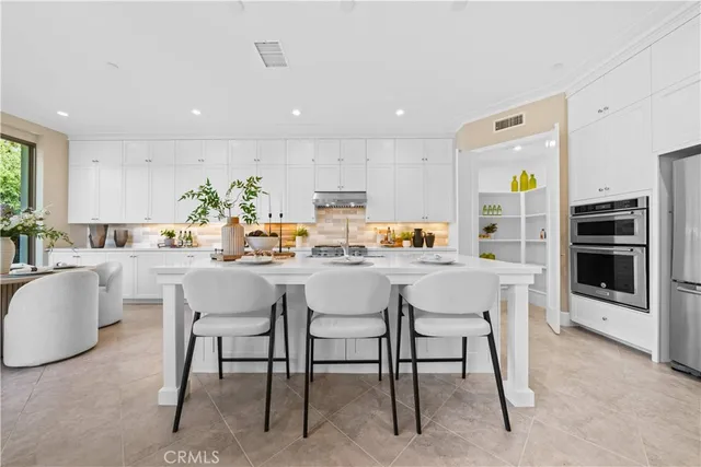$2,798,000 | 100 Viano, Irvine, CA 92602