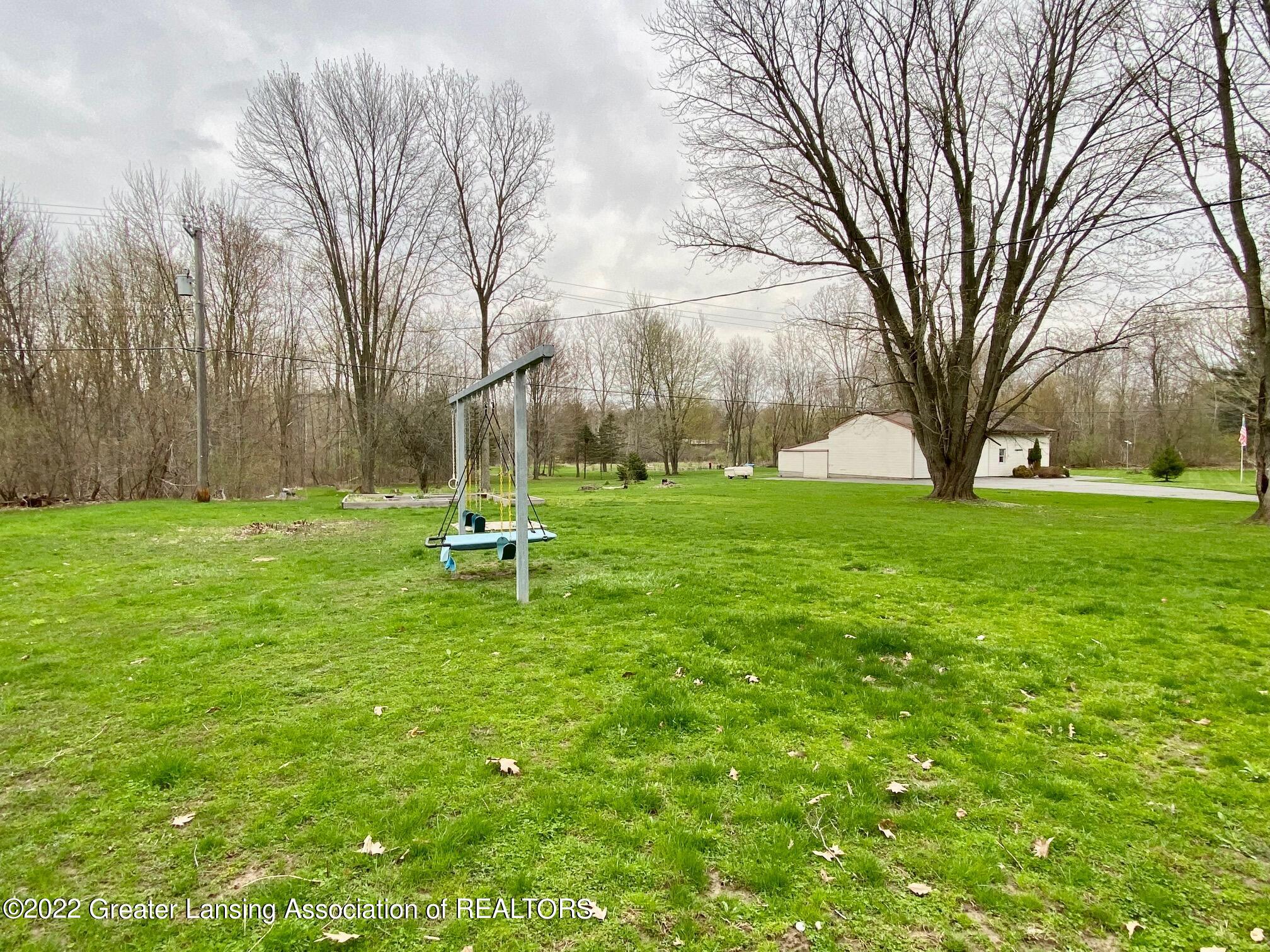 5596 Shoeman Road Haslett, MI 48840 - Photo 33 of 37 rear yard