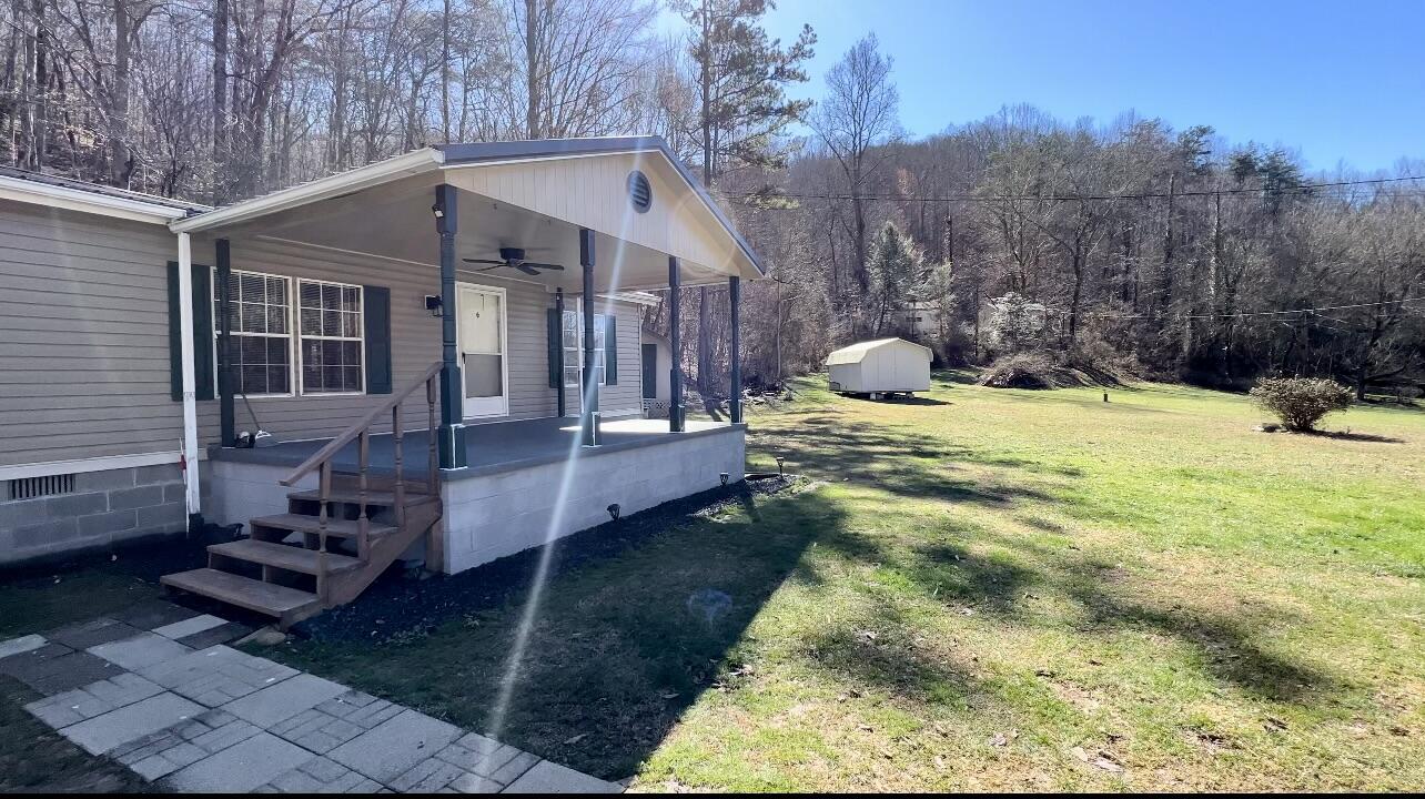 310 Bill Br Road Pineville, KY 40977 - Photo 17 of 25 IMG-0270