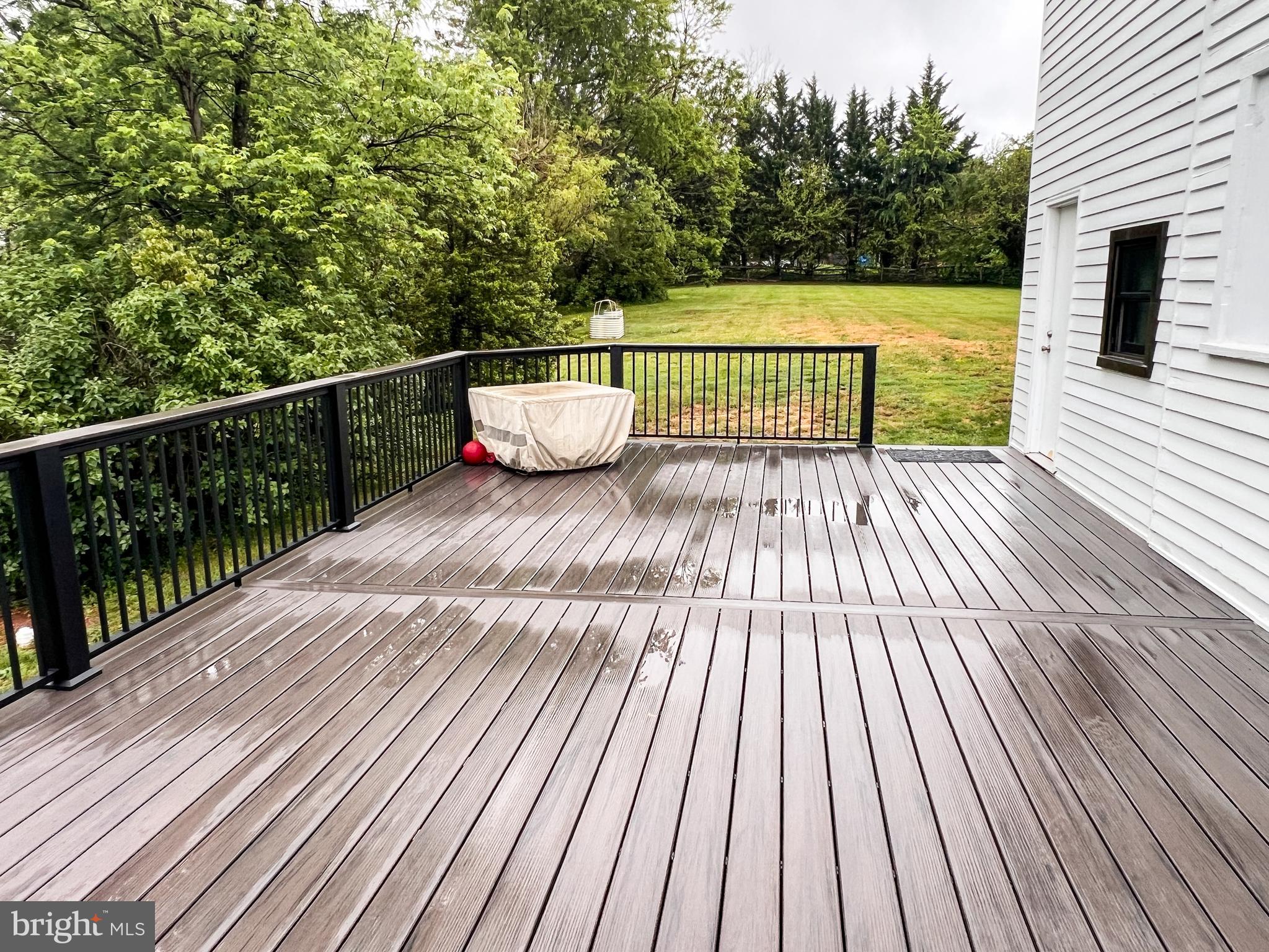 22310 Dickerson Road Dickerson, MD 20842 - Photo 62 of 68 Deck