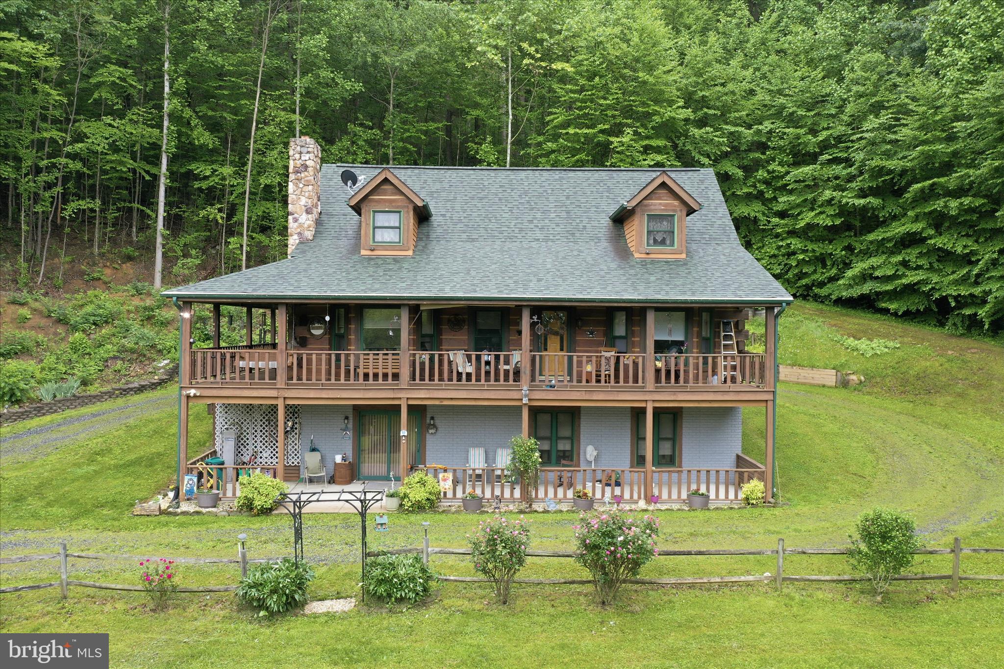 938 Lake Arrowhead Road Luray, VA 22835 - Photo 2 of 38 Welcome Home!