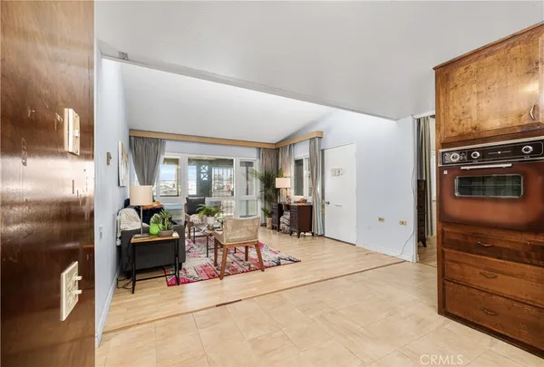 $329,000 | 13660 El Dorado Drive, Unit 34D, Seal Beach, CA 90740