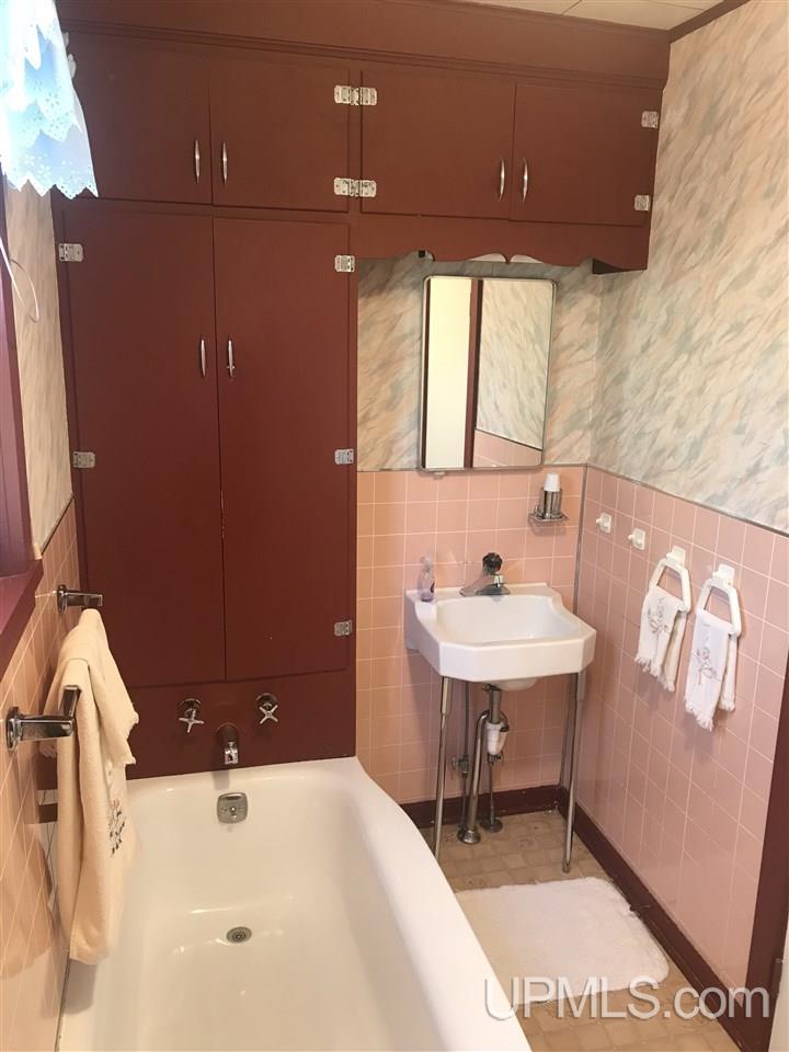 129 York Street Ishpeming, MI 49849 - Photo 19 of 32