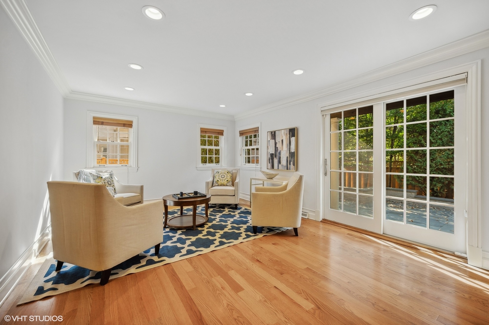 88 Abbotsford Road Winnetka, IL 60093 - Photo 24 of 46 a view of a living room and dining room