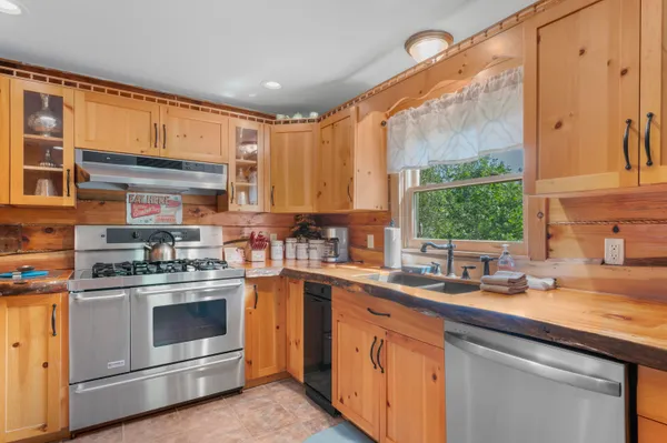 $615,000 | 337 Union Hill Road, Stow, ME 04037