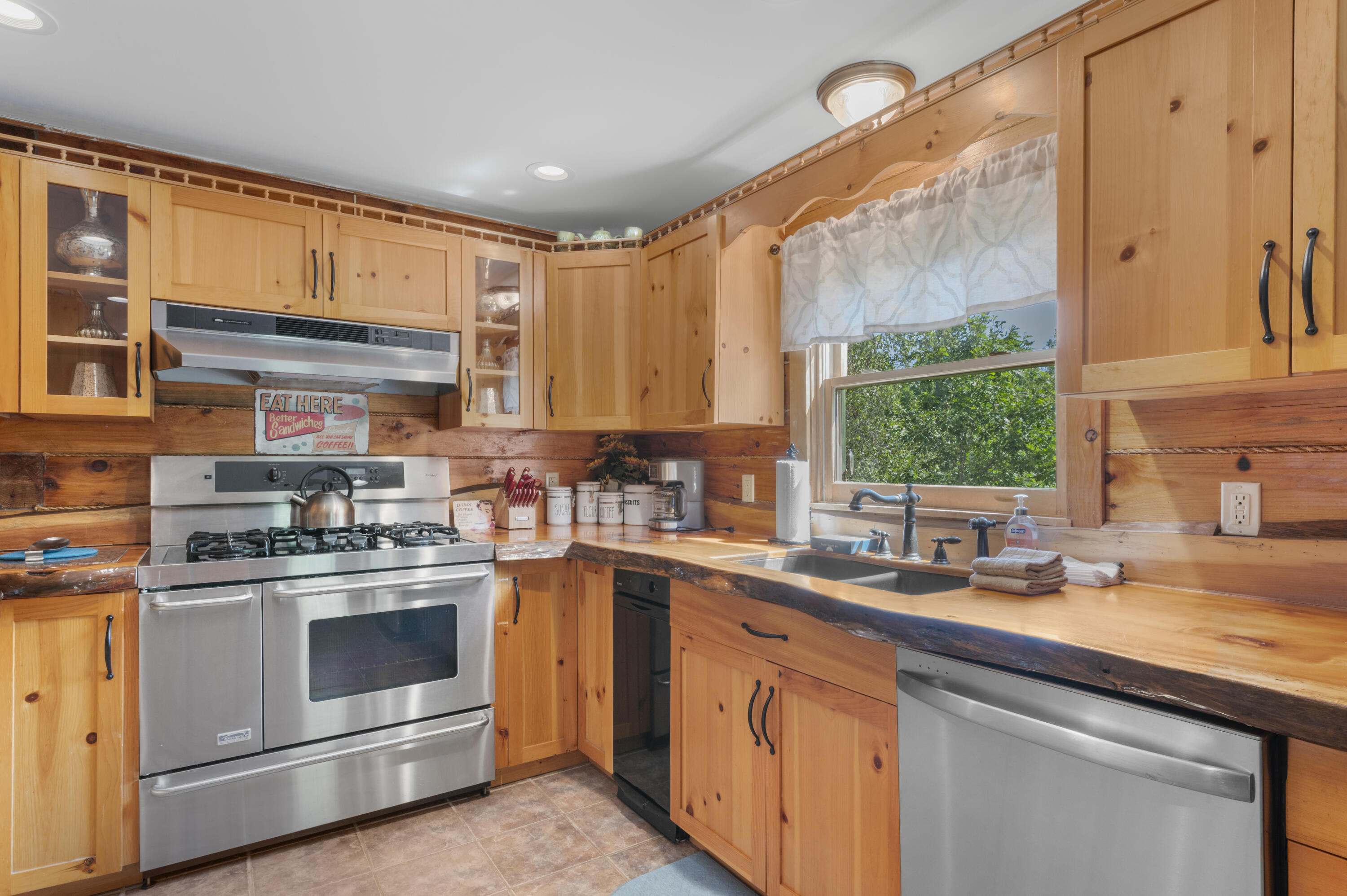 337 Union Hill Road Stow, ME 04037 - Photo 15 of 48 337 Union Hill - Kitchen 3