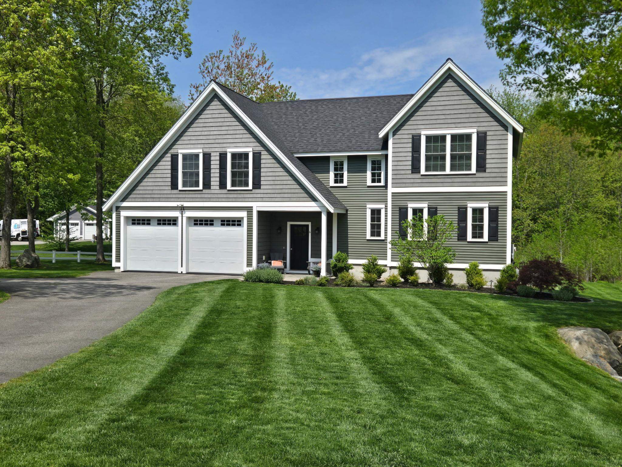 6 Betty Lane Stratham, NH 03885 - Photo 1 of 47