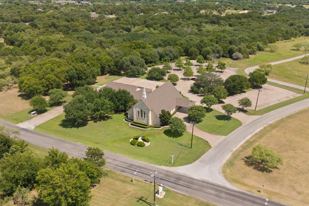 22212 Field Street Whitney, TX 76692 - Photo 9 of 32 an aerial view of a house with a yard