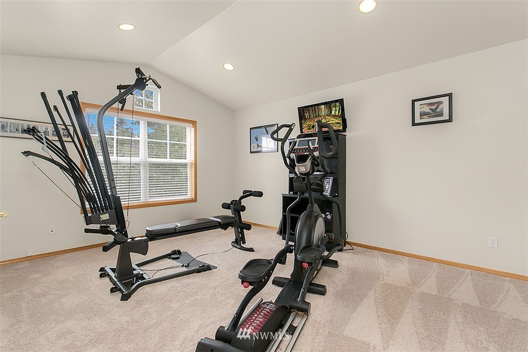 24213 18th Place West Bothell, WA 98021 - Photo 15 of 23