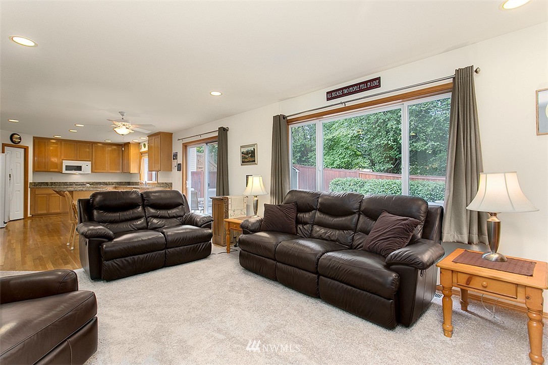 24213 18th Place West Bothell, WA 98021 - Photo 7 of 23