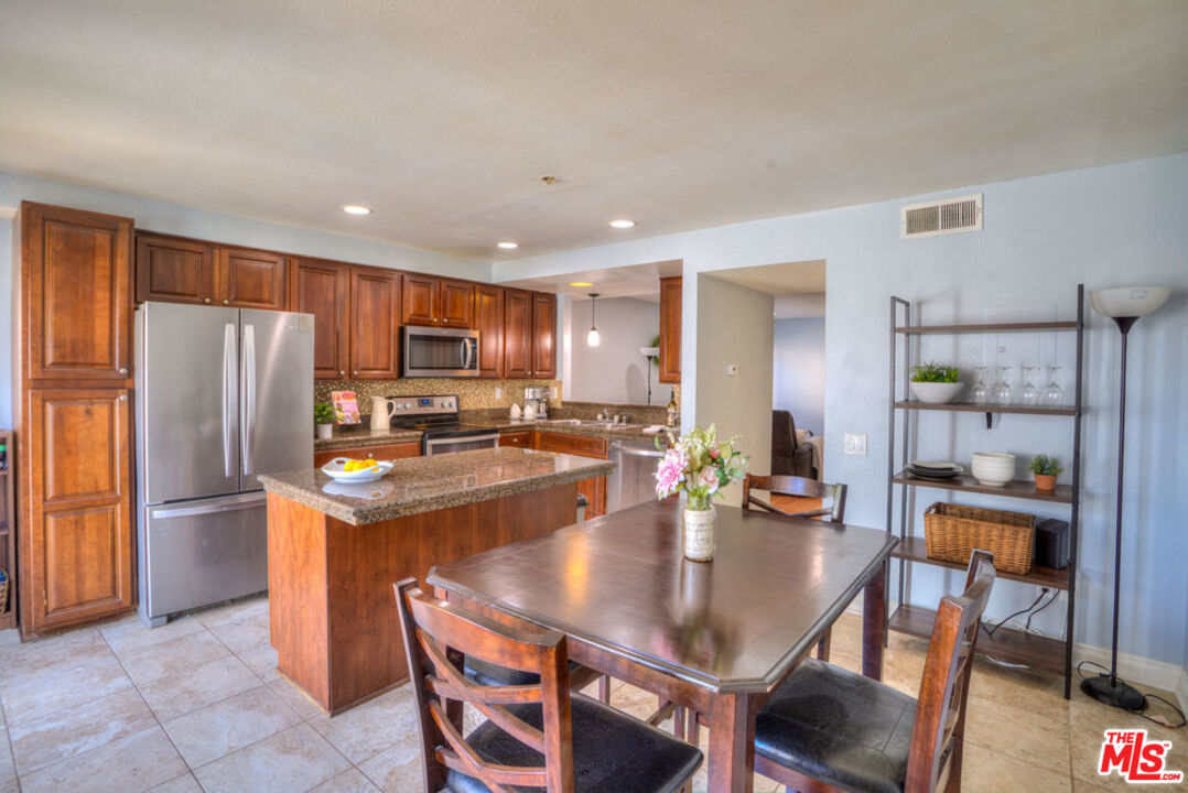 25885 Trabuco Road, Unit 246 Lake Forest, CA 92630 - Photo 8 of 22
