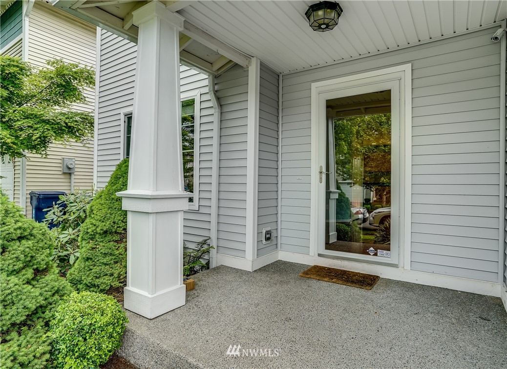 14527 Southeast 153rd Place Renton, WA 98058 - Photo 3 of 30 Gallery Image 3