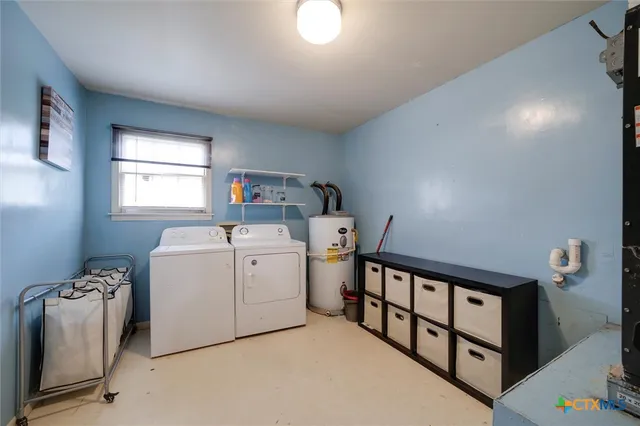 $180,000 | 103 Thompson Drive, Luling, TX 78648