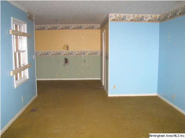 907 Alexandria Road Southwest Jacksonville, AL 36265 - Photo 3 of 19