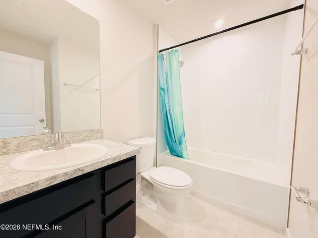 $1,695 | 5885 Creekside Crossing Drive, Jacksonville, FL 32210