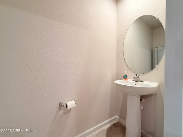 $1,695 | 5885 Creekside Crossing Drive, Jacksonville, FL 32210