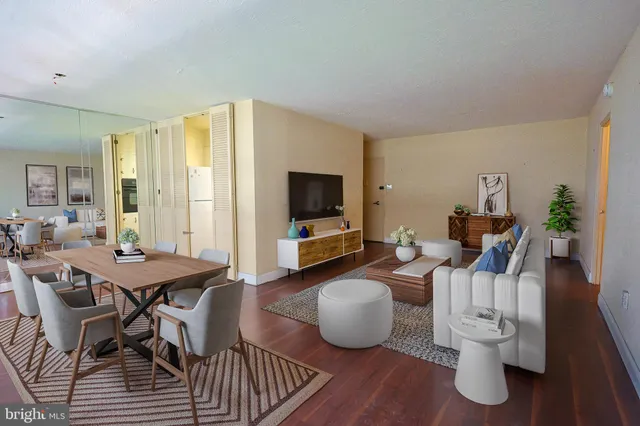 $219,000 | 1900 John F Kennedy Boulevard, Unit 719, Philadelphia, PA 19103