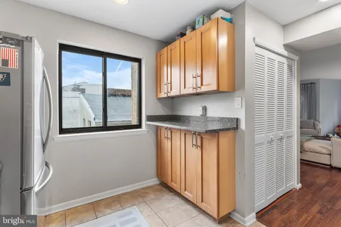 $549,000 | 817 Kater Street, Unit B, Philadelphia, PA 19147