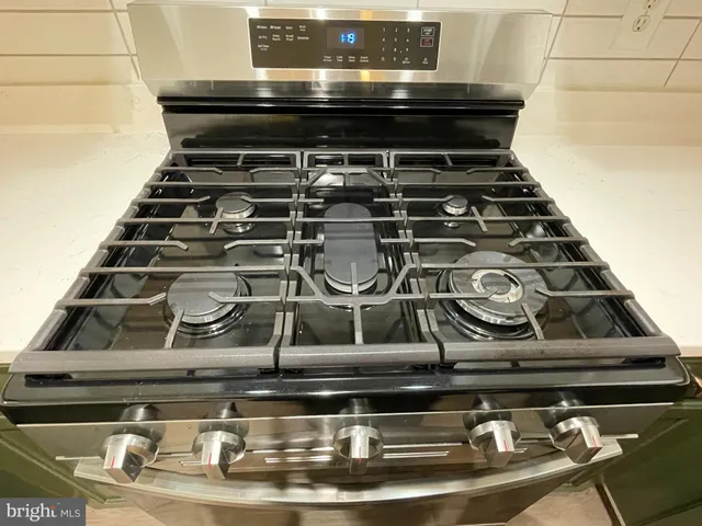 $2,100 | 1708 Lake Shore Crest Drive, Unit 14, Reston, VA 20190