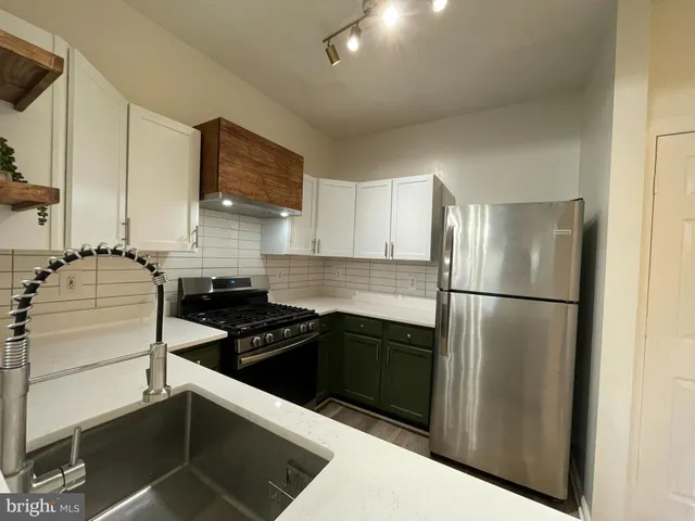 $2,100 | 1708 Lake Shore Crest Drive, Unit 14, Reston, VA 20190