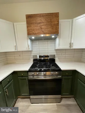 $2,100 | 1708 Lake Shore Crest Drive, Unit 14, Reston, VA 20190