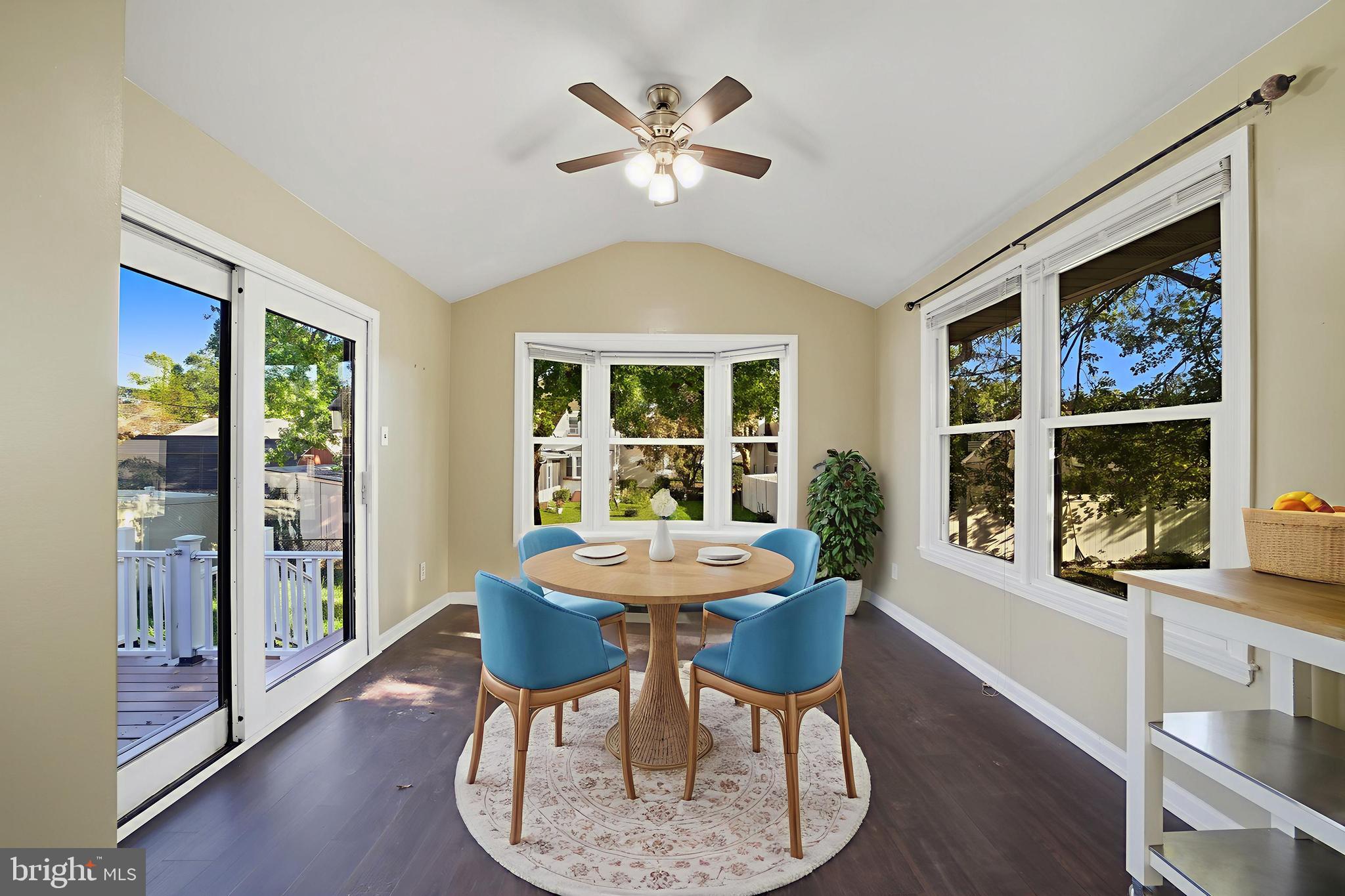 121 Dallas Road Willow Grove, PA 19090 - Photo 13 of 31 virtually staged kitchen