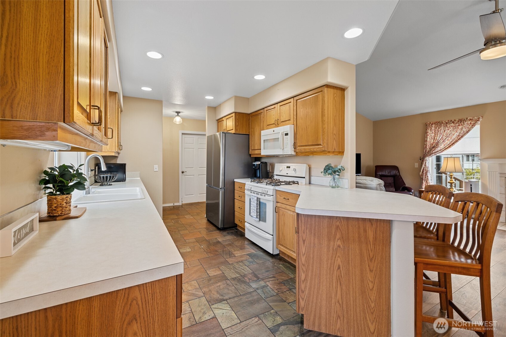 1023 North Littlejohn Way Sequim, WA 98382 - Photo 11 of 40