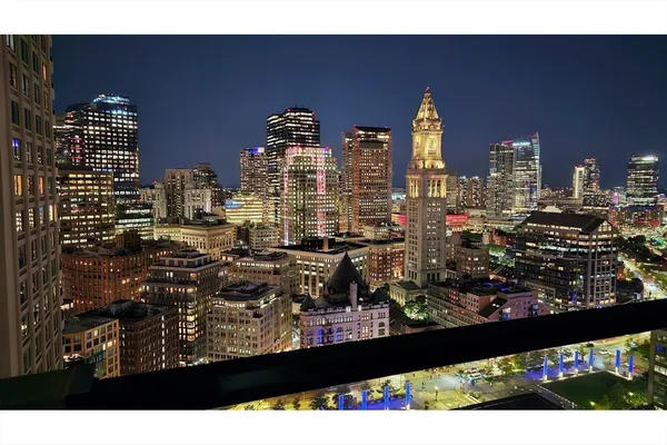 $10,000 | 65 East India Row, Unit PH B, Boston, MA 02110
