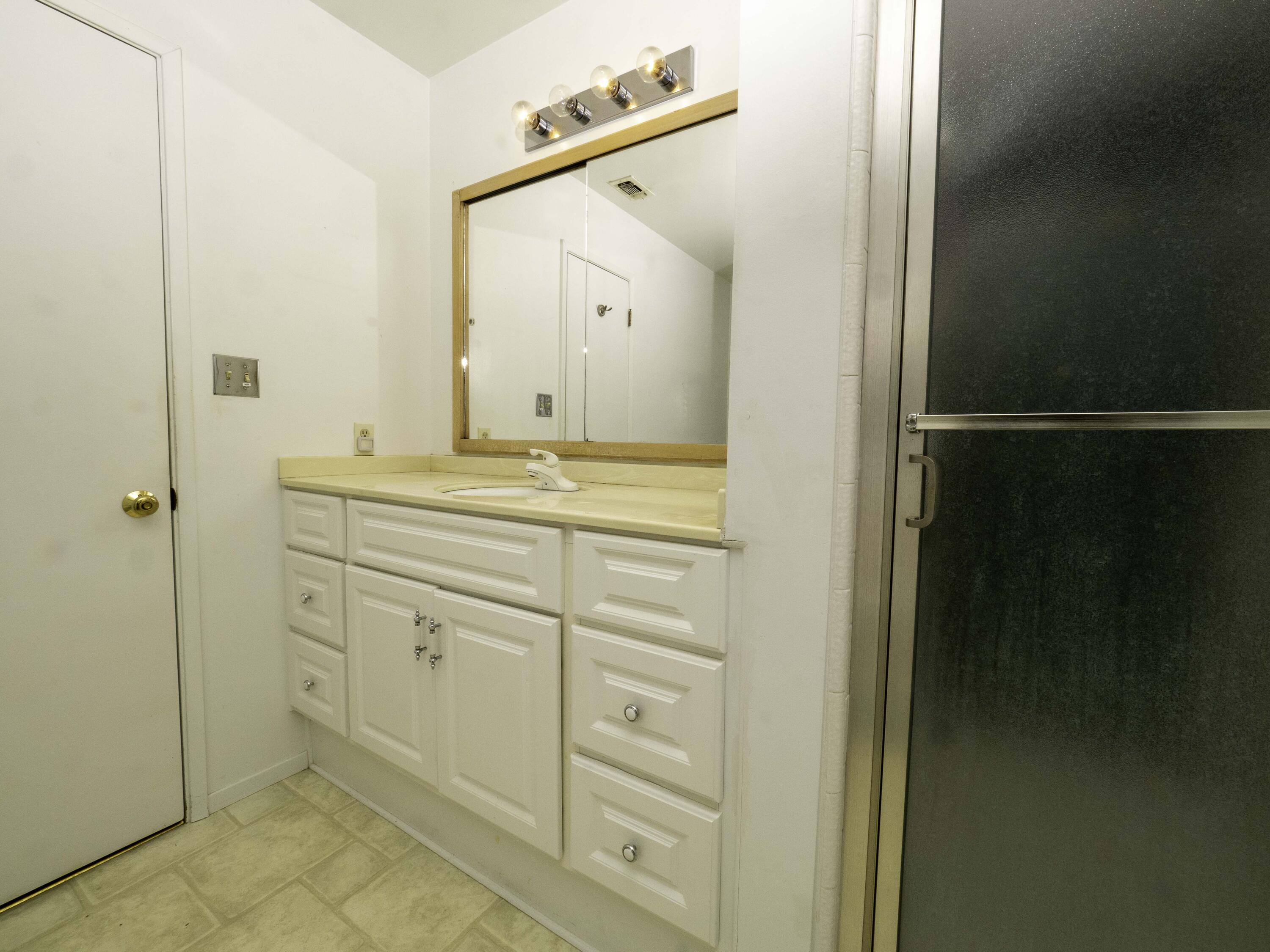 608 Emperor Street Exeter, CA 93221 - Photo 15 of 31 Emporer Listing Pics-7265653