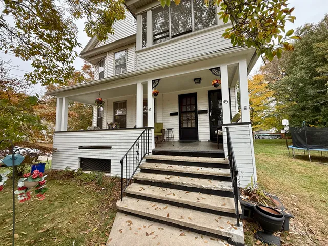 $1,900 | 43 Concord Street, Stratford, CT 06614