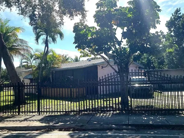 $5,000 | 1700 Northwest 131st Street, Miami, FL 33167