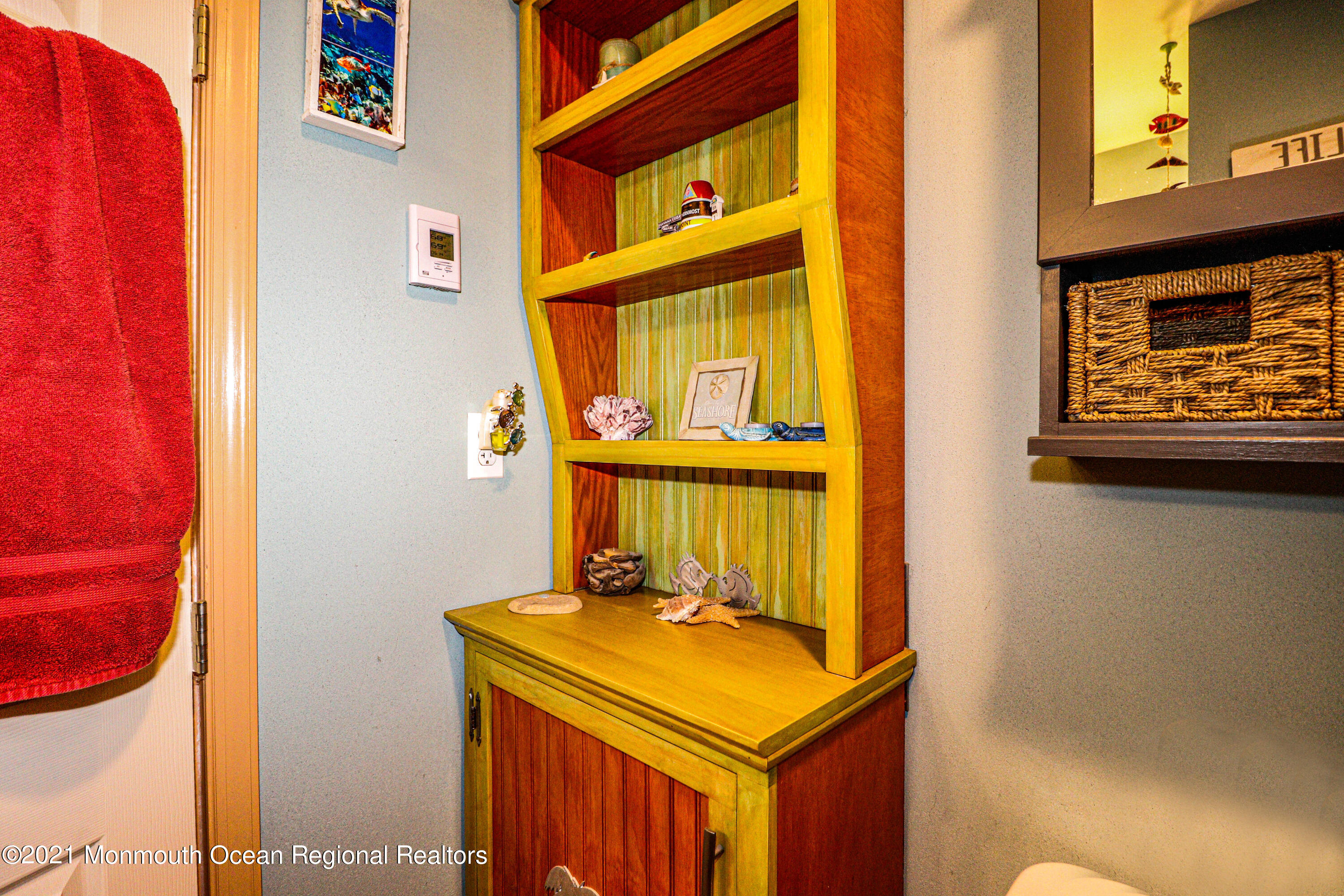 94 London Road Brick, NJ 08723 - Photo 19 of 43 a bathroom with a sink and a mirror