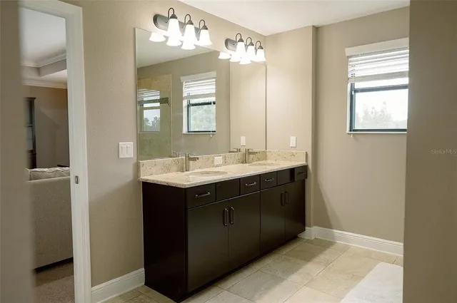 $829,900 | 1970 Fox Grape Loop, Lutz, FL 33558