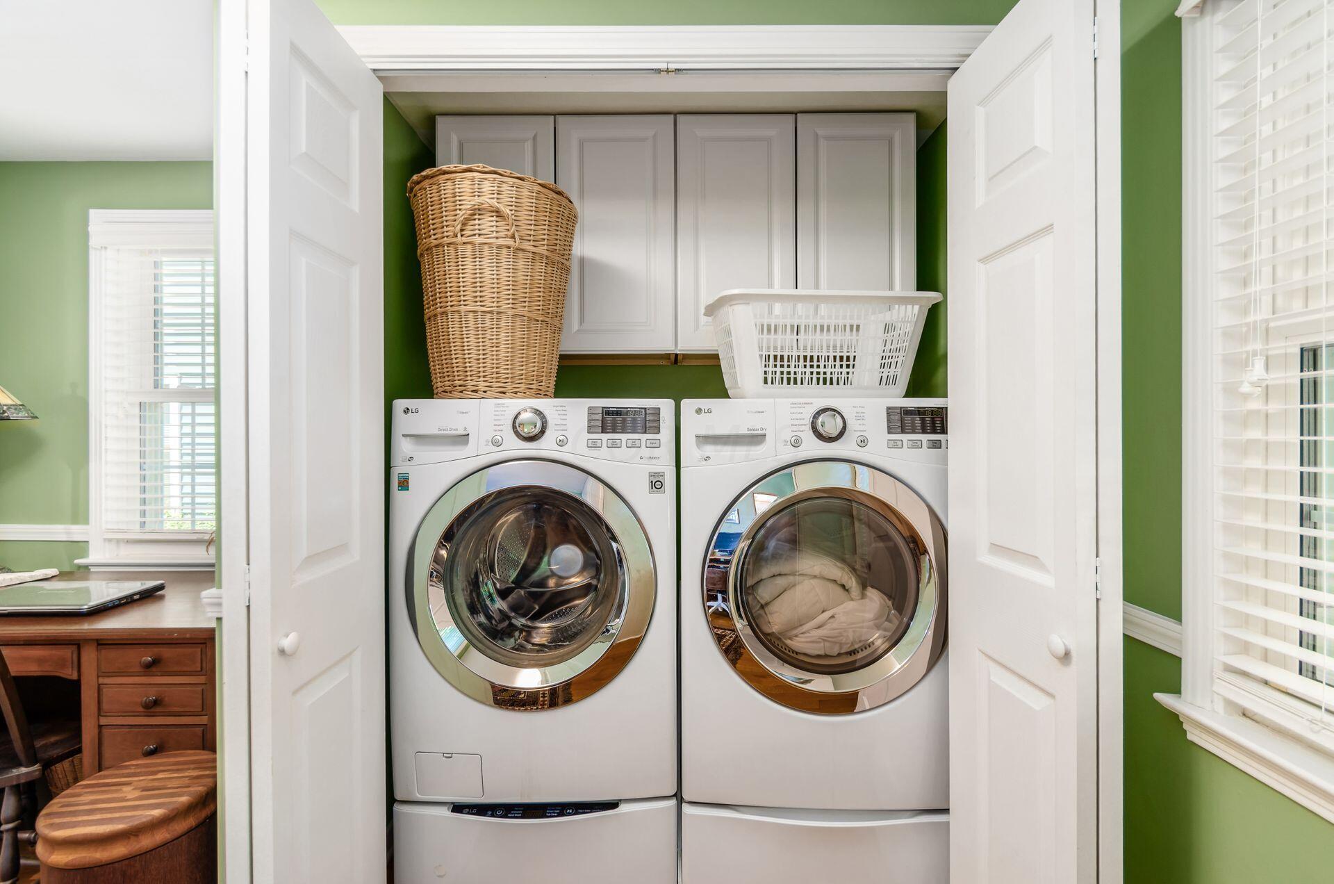 453 Fallis Road Columbus, OH 43214 - Photo 19 of 44 Laundry