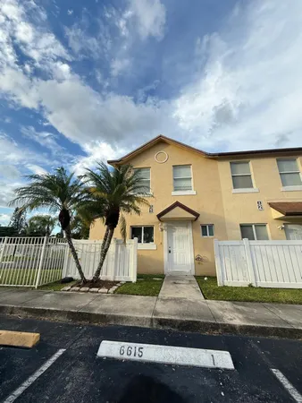 $3,250 | 6615 Winfield Boulevard, Pompano Beach, FL 33063