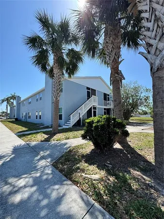 $1,800 | 3821 59th Avenue West, Unit 3821, Bradenton, FL 34210