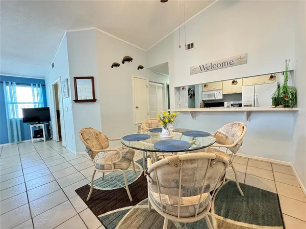 $1,800 | 3821 59th Avenue West, Unit 3821, Bradenton, FL 34210