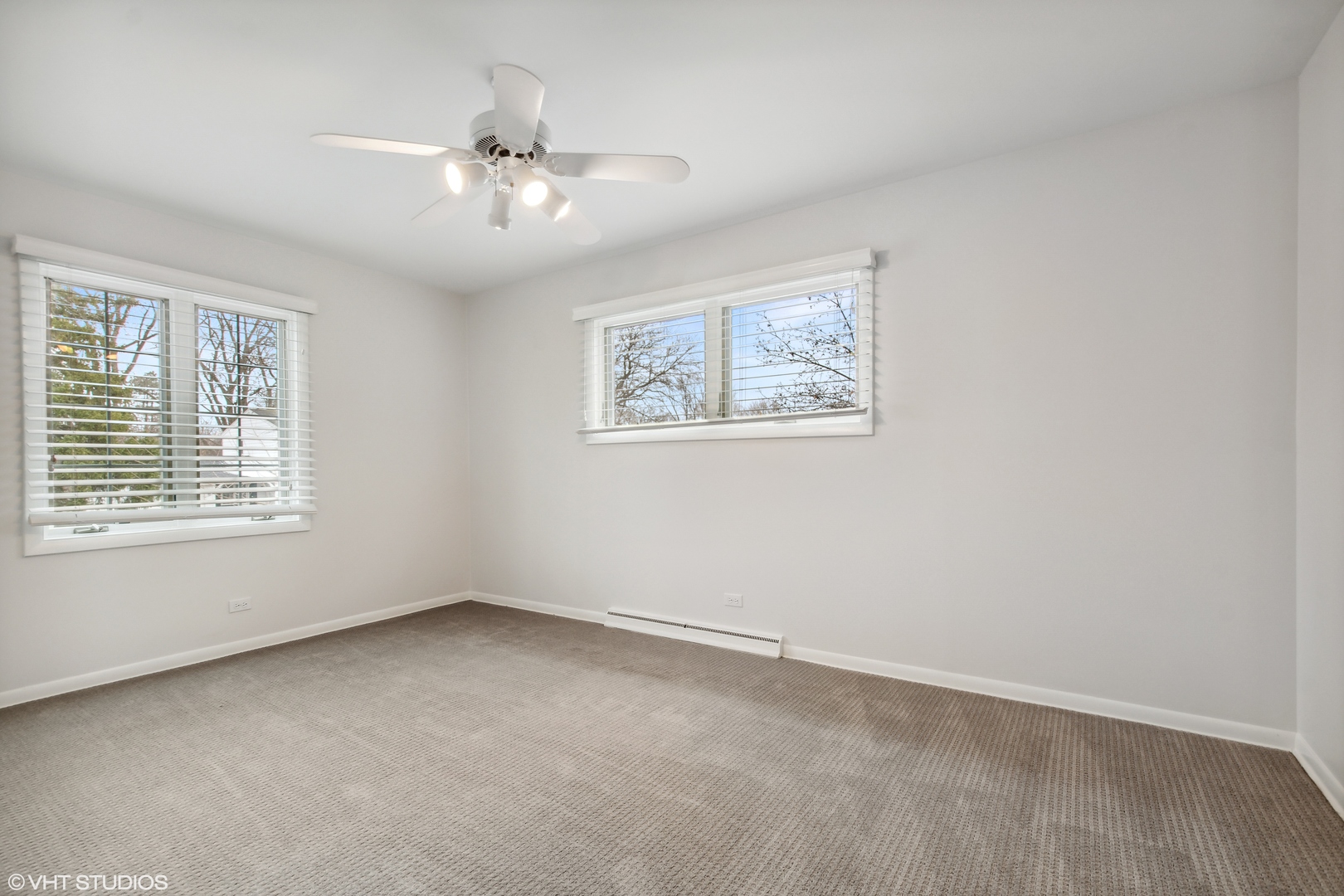 36 Forestway Drive Deerfield, IL 60015 - Photo 22 of 37 an empty room with a window