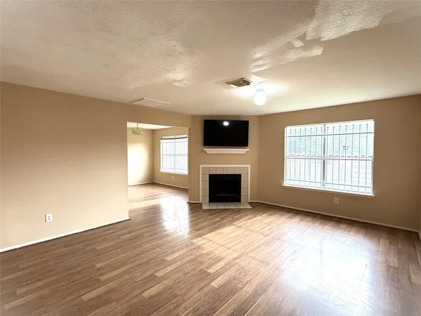 $1,800 | 9023 Kalewood Drive, Houston, TX 77099