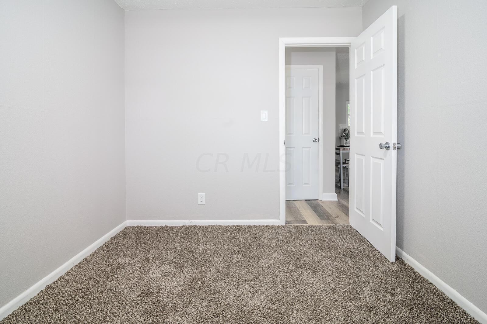 1351 Smith Road Columbus, OH 43207 - Photo 21 of 48 1351 smith-15