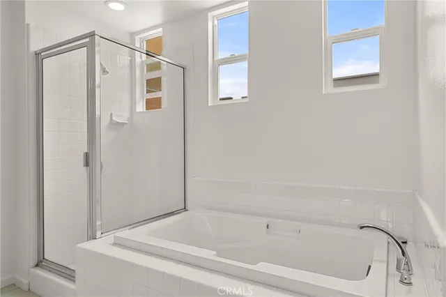 $4,200 | 408 East Jeanette, Santa Ana, CA 92705