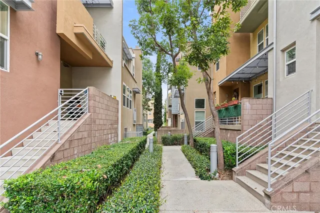 $4,200 | 408 East Jeanette, Santa Ana, CA 92705