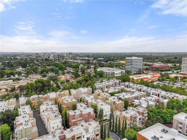 $4,200 | 408 East Jeanette, Santa Ana, CA 92705